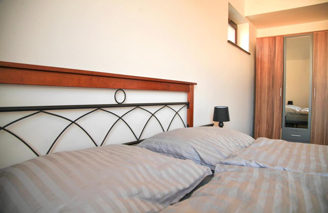 Apartment Vila Aston Vel'ka Lomnica Luaran gambar