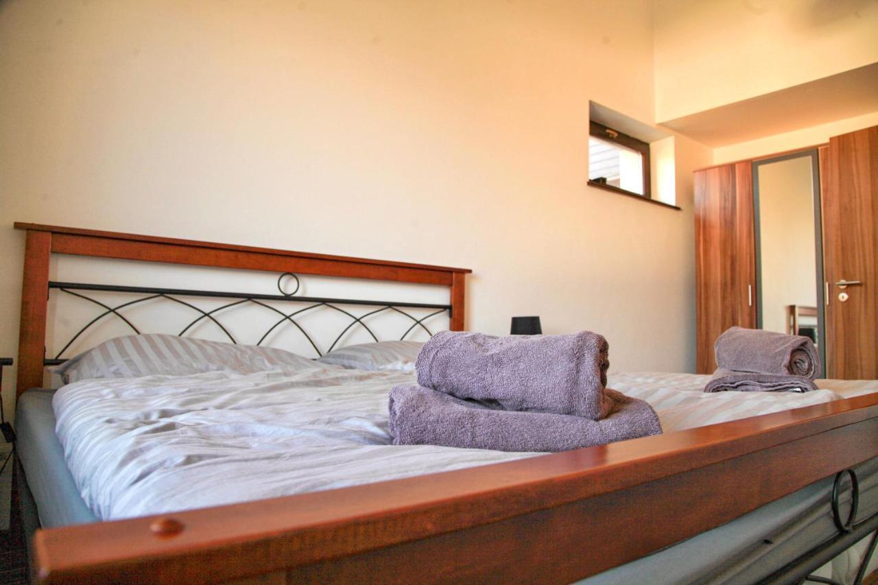 Apartment Vila Aston Vel'ka Lomnica Luaran gambar